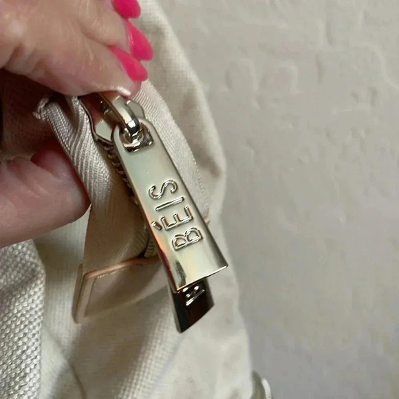 BEIS Elegant Cream and Tan Travel Bag - Picture 6 of 12